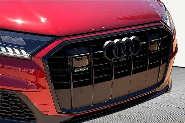 Used 2024 Audi Q7 3.0T Prestige AWD/4WD image 30