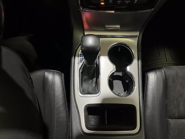 Used 2020 Jeep Grand Cherokee Altitude AWD/4WD image 23