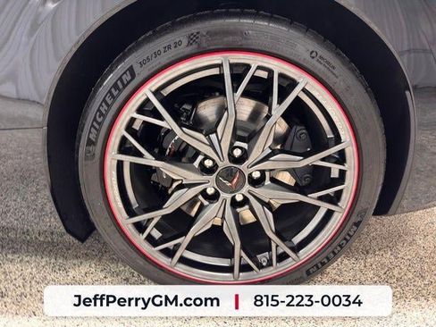 Used 2026 Chevrolet Corvette Stingray Premium Cpe w/ Z51 Performance Package RWD image 24