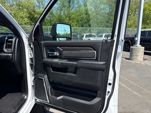 Used 2026 RAM 2500 Laramie AWD/4WD image 30