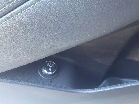 Used 2024 Cadillac XT6 Luxury w/ LPO, Floor Liner Package image 21