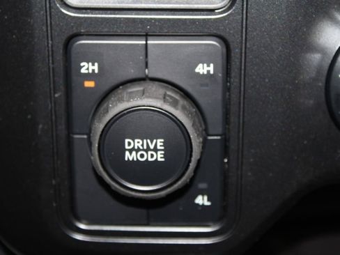 New 2026 Ford F350 4x4 Crew Cab DRW Super Duty image 46