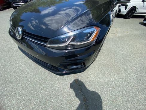 Used 2018 Volkswagen Golf R 4-Door AWD/4WD image 30