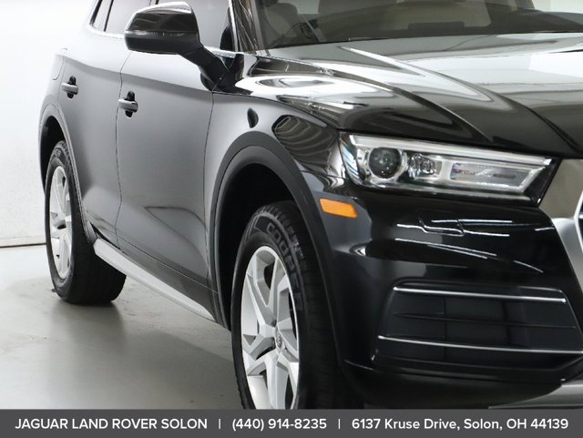 Used 2019 Audi Q5 2.0T Premium w/ Convenience Package AWD/4WD image 12