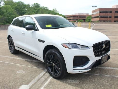 New 2026 Jaguar F-PACE R-Dynamic S image 10