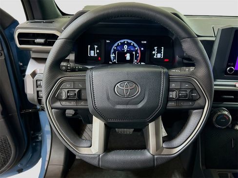New 2026 Toyota 4Runner SR5 image 9