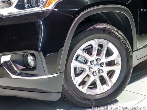 Used 2021 Chevrolet Traverse LT AWD/4WD image 5