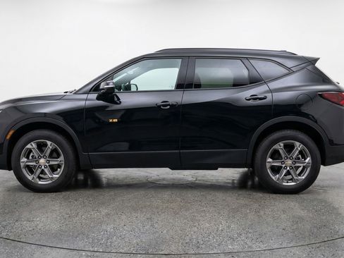 Used 2025 Chevrolet Blazer LT FWD image 5