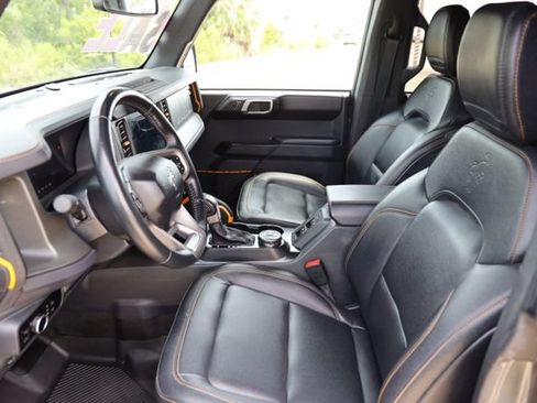 Used 2024 Ford Bronco Badlands AWD/4WD image 10