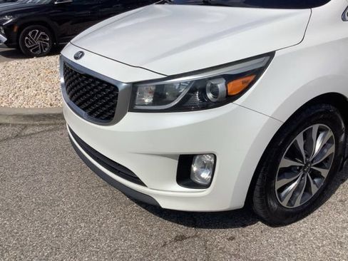 Used 2015 Kia Sedona SX FWD image 31
