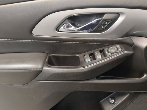 Used 2018 Chevrolet Traverse LT w/ LPO, Cargo Package image 27