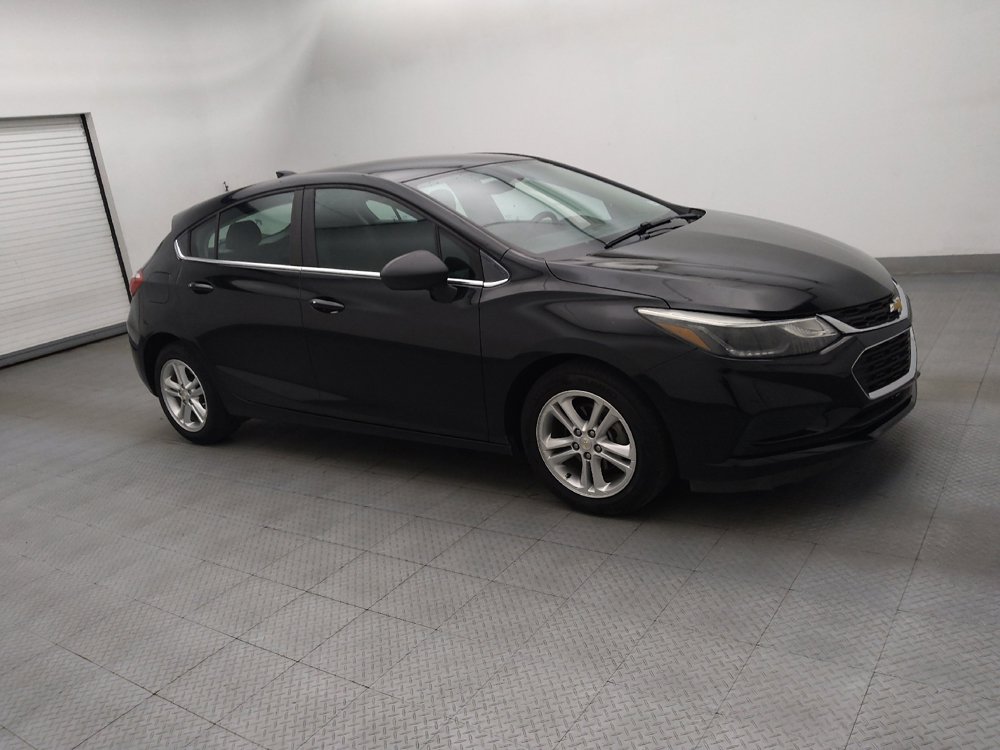 Used 2018 Chevrolet Cruze LT w/ Convenience Package FWD image 11