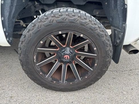 Used 2014 Toyota Tundra SR5 w/ SR5 Upgrade Package RWD image 15