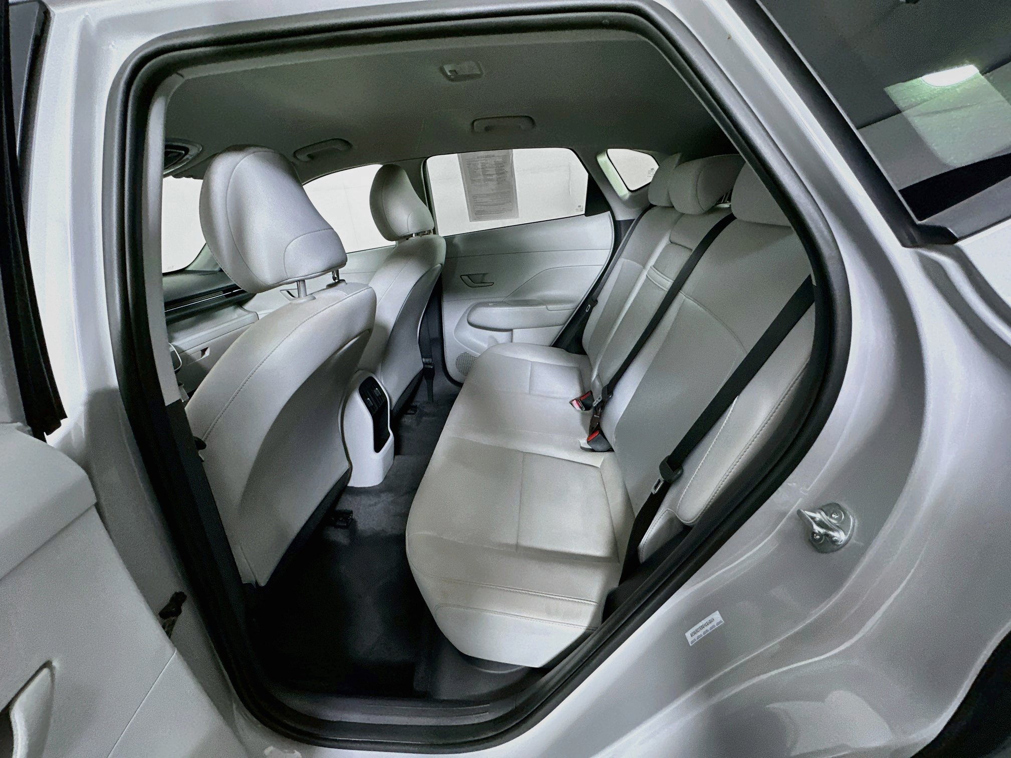 Used 2025 Hyundai Kona SEL FWD image 26