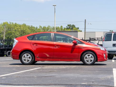 Used 2010 Toyota Prius Two FWD image 5