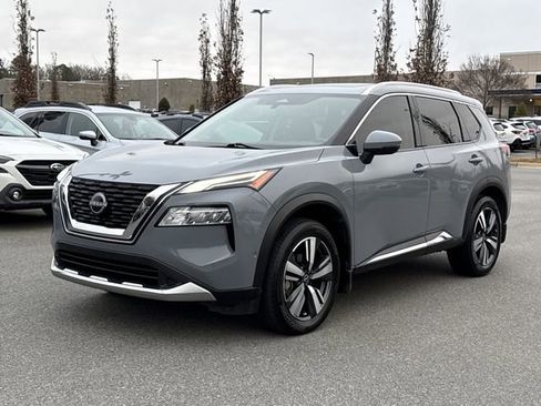 Used 2023 Nissan Rogue Platinum w/ Platinum Premium Package image 7