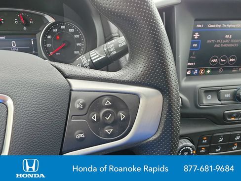 Used 2024 GMC Terrain SLE w/ Elevation Edition FWD image 23