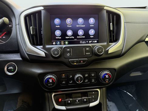 Used 2022 GMC Terrain SLT image 20