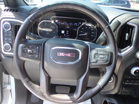Used 2020 GMC Sierra 2500 AT4 w/ AT4 Premium Package image 18
