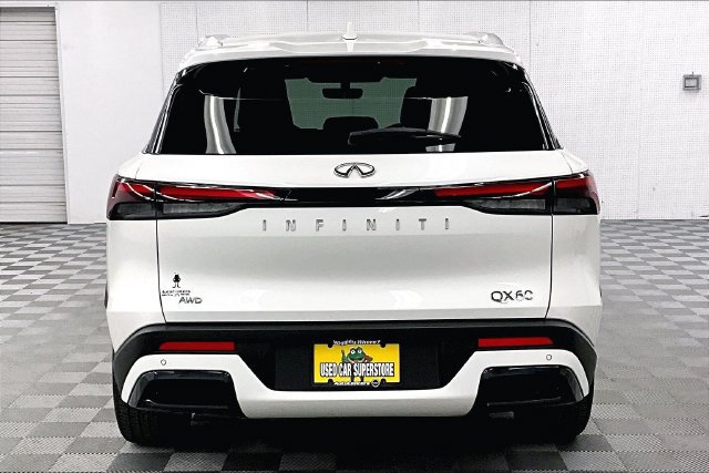 Used 2024 INFINITI QX60 Luxe AWD/4WD image 5