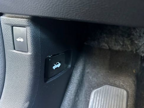 Used 2024 Honda Accord LX image 36