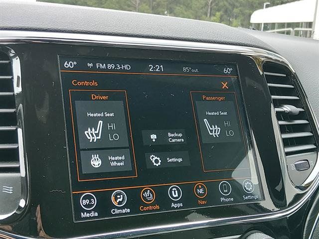 Certified 2022 Jeep Grand Cherokee Limited AWD/4WD image 16