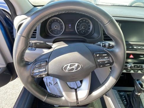 Used 2020 Hyundai Elantra Value Edition w/ Cargo Package (C1) FWD image 11