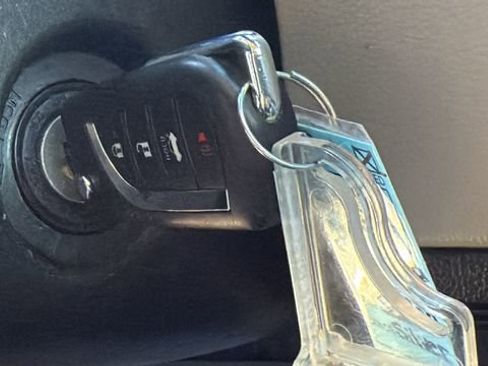 Used 2022 Toyota Corolla LE image 17