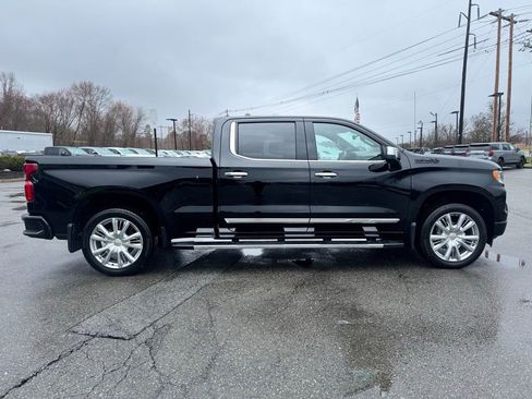 Used 2024 Chevrolet Silverado 1500 High Country w/ Technology Package image 7