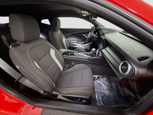 Used 2020 Chevrolet Camaro LT w/ RS Package RWD image 27