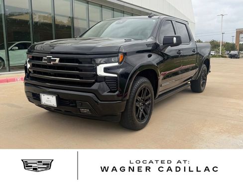 Used 2024 Chevrolet Silverado 1500 High Country w/ Midnight Edition AWD/4WD image 1