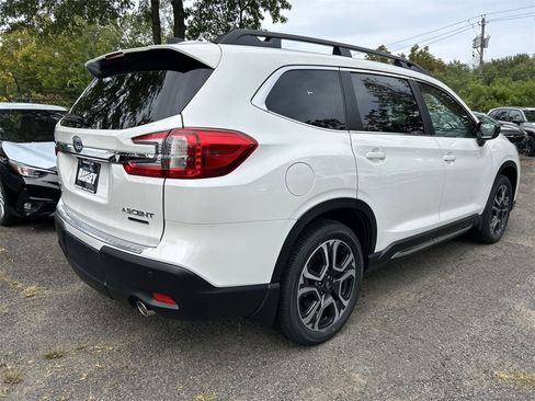 New 2025 Subaru Ascent Limited image 8