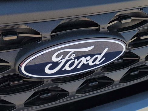 New 2026 Ford Maverick XL FWD image 4