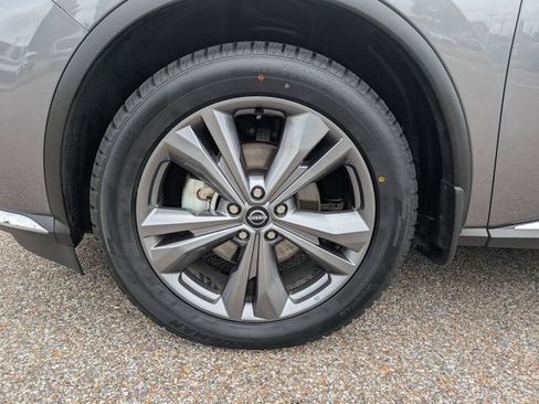 Used 2024 Nissan Murano Platinum w/ Cargo Package FWD image 12