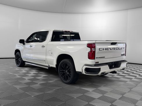 Used 2024 Chevrolet Silverado 1500 High Country w/ High Country Premium Package image 6