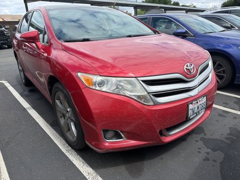 Used 2015 Toyota Venza XLE w/ XLE Premium Package AWD/4WD image 2