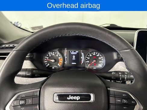 Used 2022 Jeep Compass Latitude AWD/4WD image 19