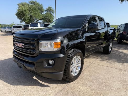 Used 2016 GMC Canyon SLE w/ Nightfall Edition RWD image 3
