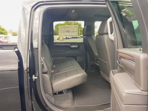 New 2026 GMC Sierra 3500 SLT w/ SLT Premium Package image 10