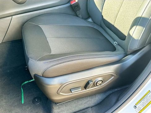 New 2025 Jeep Grand Cherokee Laredo w/ Luxury Tech Group I image 20