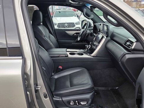 Used 2022 Lexus LX 600 F Sport AWD/4WD image 11