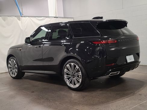New 2026 Land Rover Range Rover Sport Dynamic SE AWD/4WD image 12