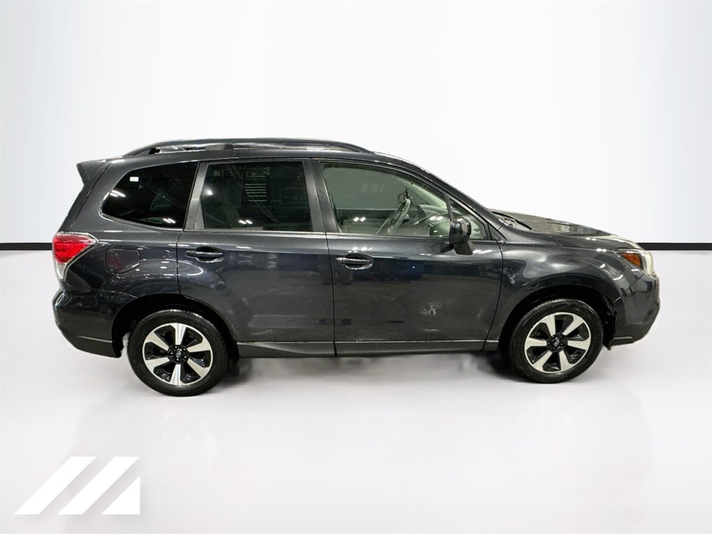 Used 2018 Subaru Forester 2.5i Premium AWD/4WD image 4
