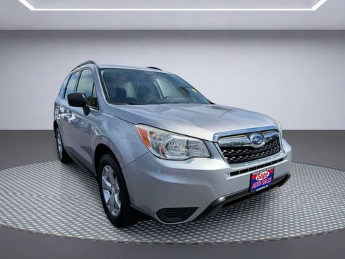Used 2015 Subaru Forester 2.5i w/ Alloy Wheel Package AWD/4WD image 10
