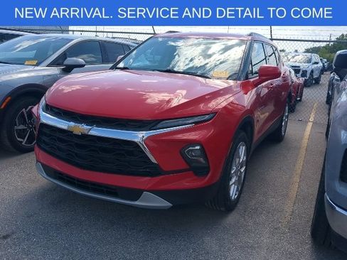 Used 2024 Chevrolet Blazer LT w/ Convenience Package FWD image 1