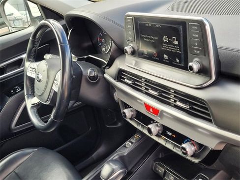 Used 2021 Kia Telluride S image 11