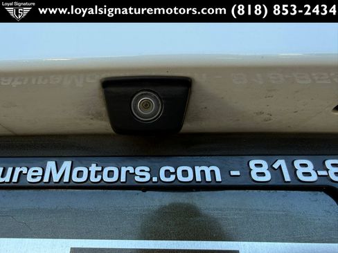 Used 2017 Porsche Macan AWD/4WD image 11