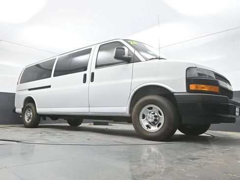 Used 2024 Chevrolet Express 3500 LS RWD image 33