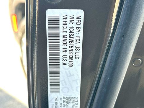Used 2022 Jeep Wagoneer Series II AWD/4WD image 22