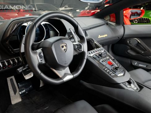 Used 2017 Lamborghini Aventador LP 700-4 image 11